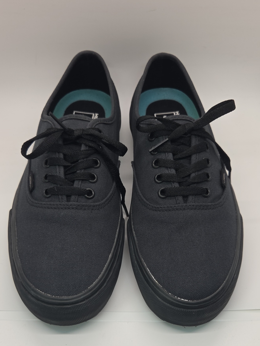 Vans Ultracush Men's Black Canvas Lace-Up Sneakers